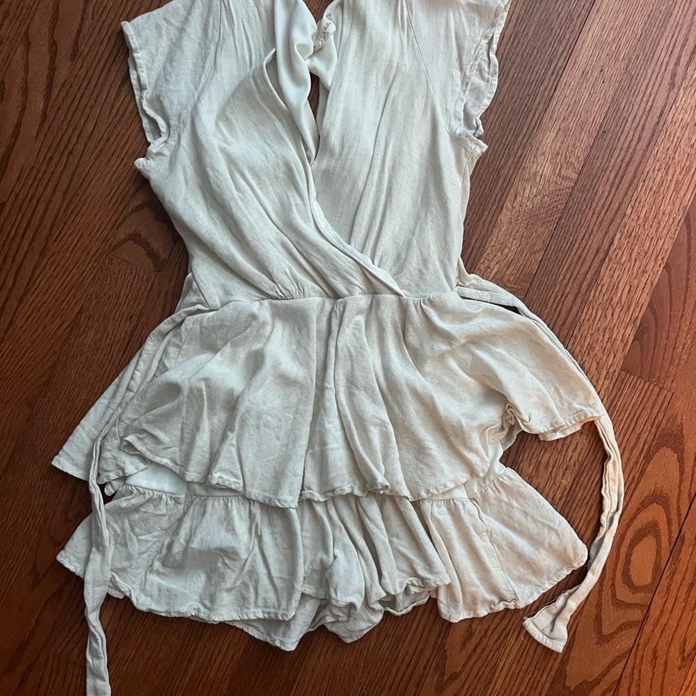 Altrd State Cream Flowy Romper
